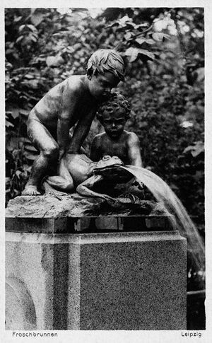 Froschbrunnen1915.jpg